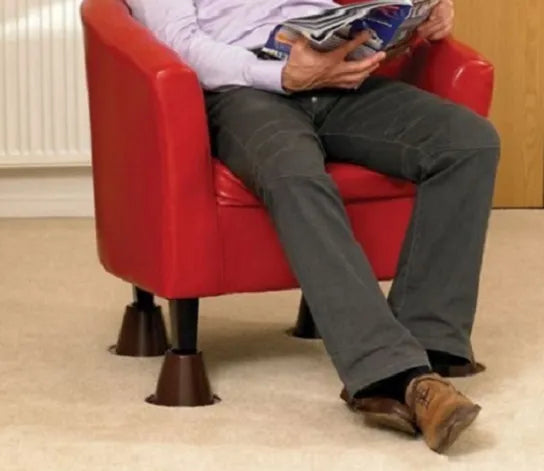 RAISERS CHAIR