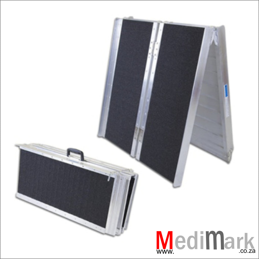 RAMP ALUMINIUM TRI-FOLD