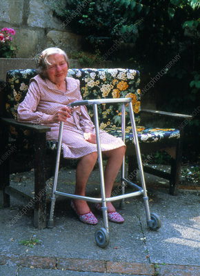 Walking Frame Pulpit type with front wheels